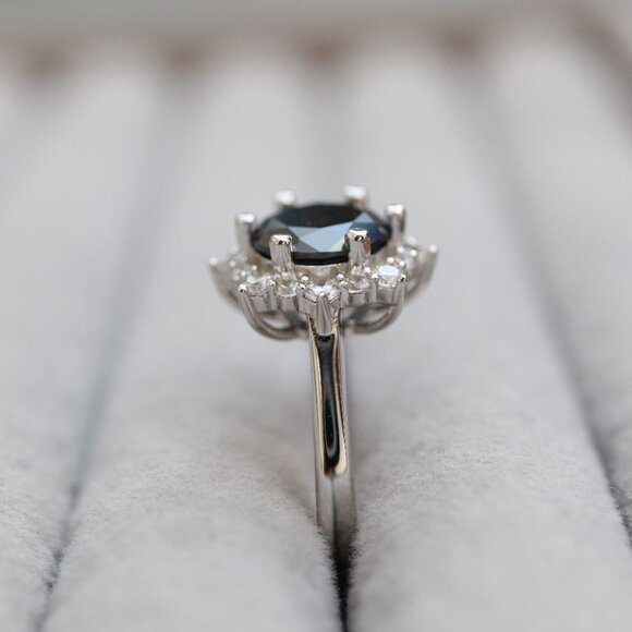 S925 3ct Black Moissanite Diamond Sunflower Style Engagement Ring Silver - Picture 5 of 6